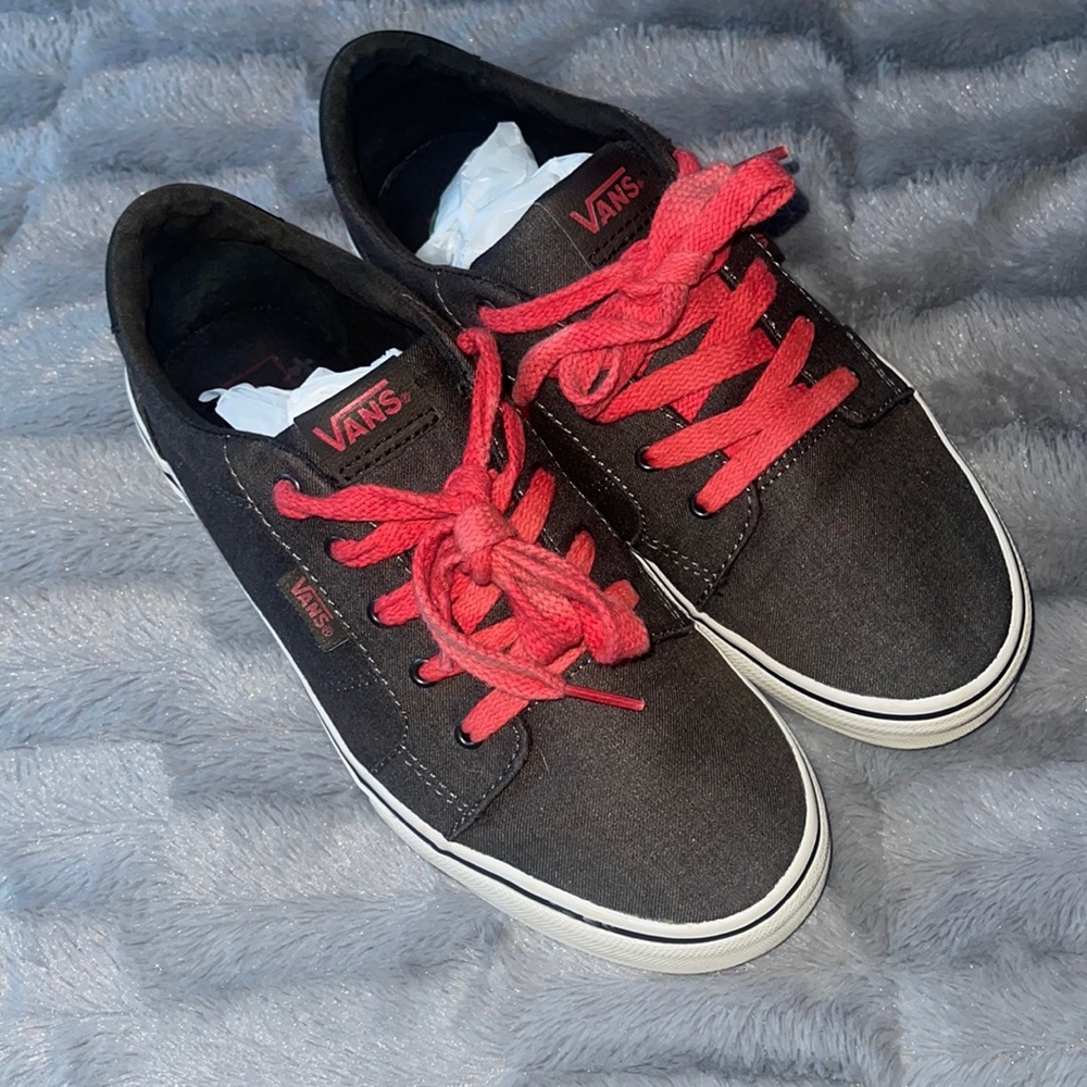 VANS Off the Wall charcoal gray sneakers